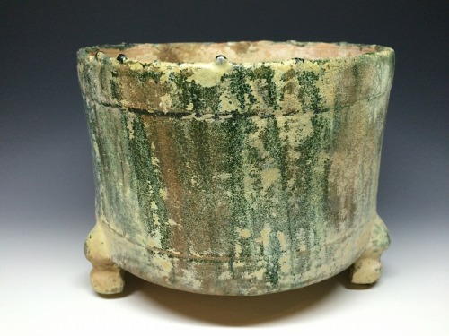 漢 緑釉三足温酒尊